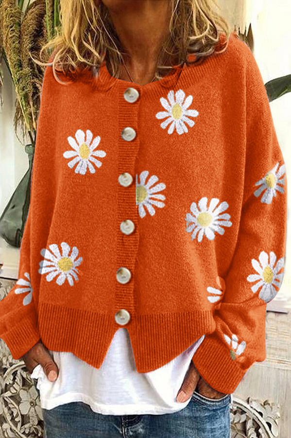 Gebreide trui met bloemen