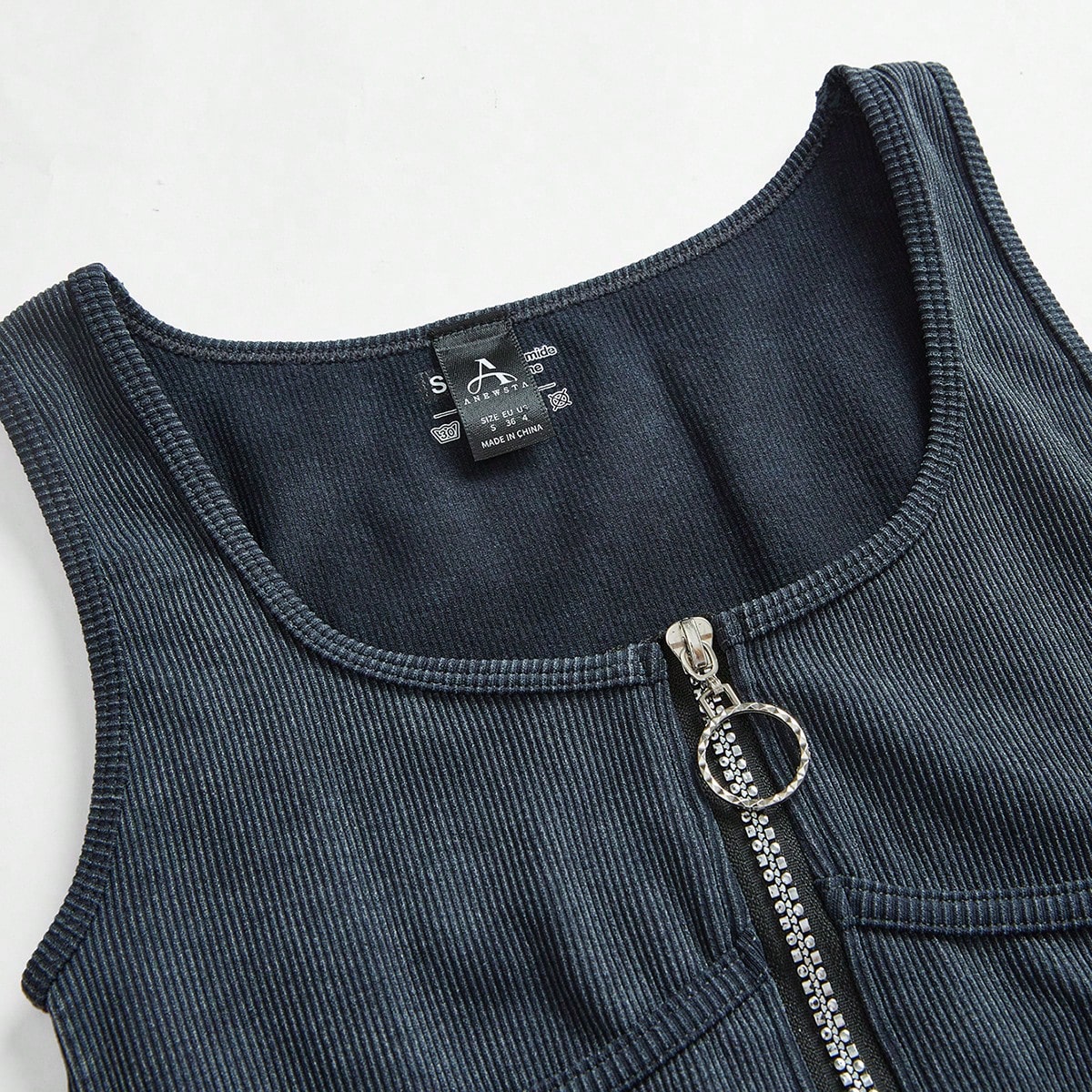 Getailleerde Workout Top met Rits