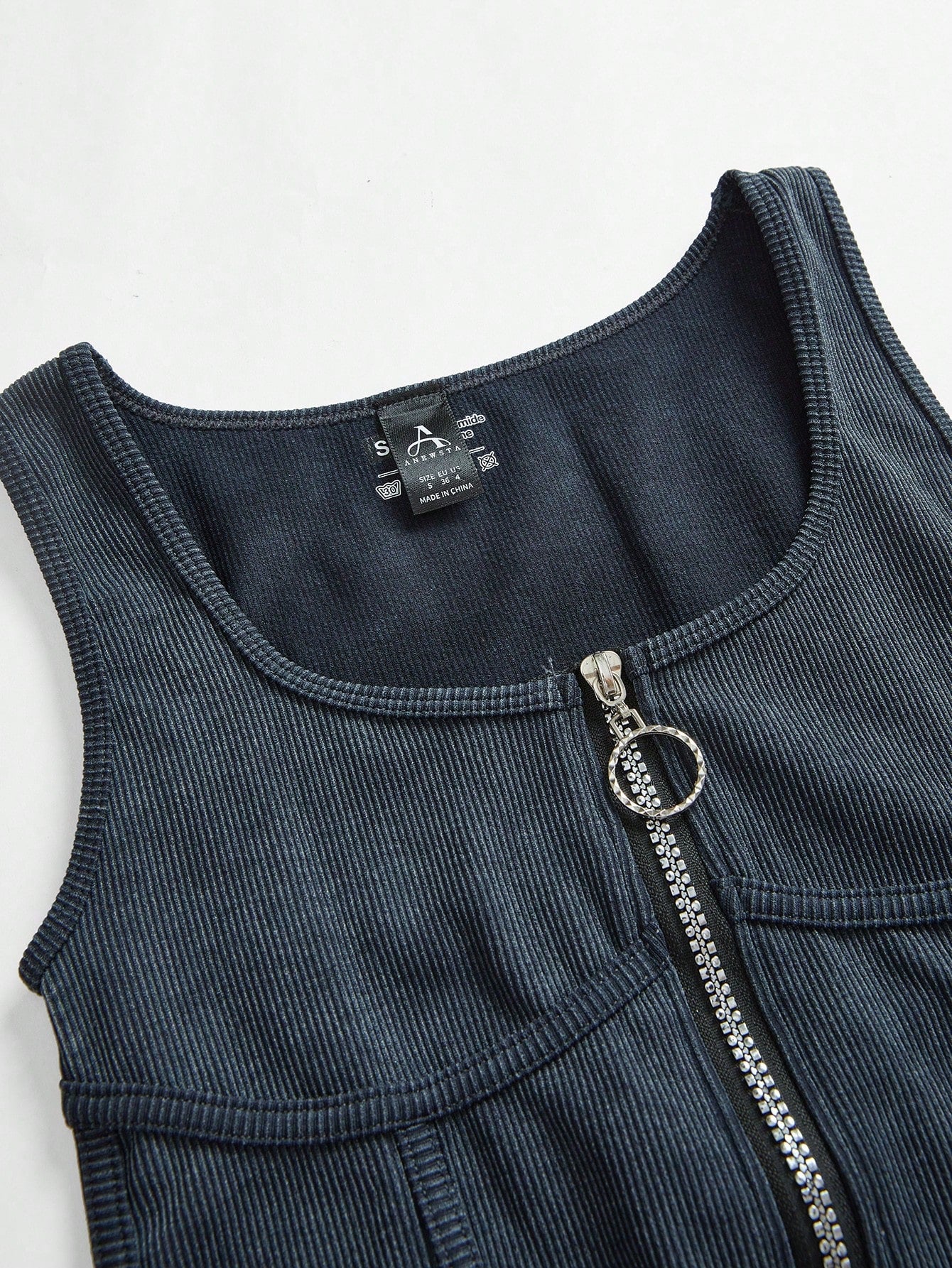 Getailleerde Workout Top met Rits