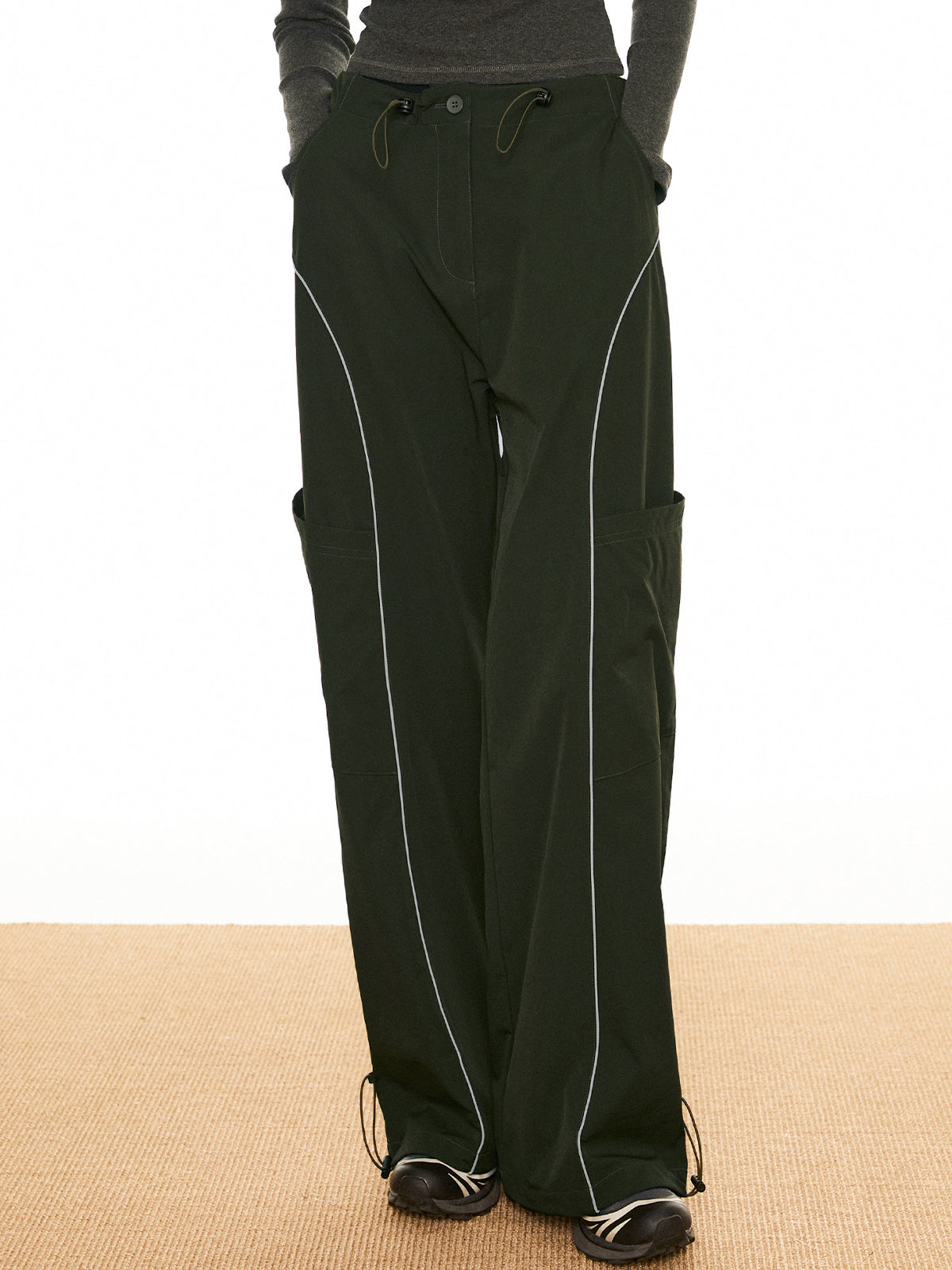 Broek met Contrasterende Bies en Trekkoord