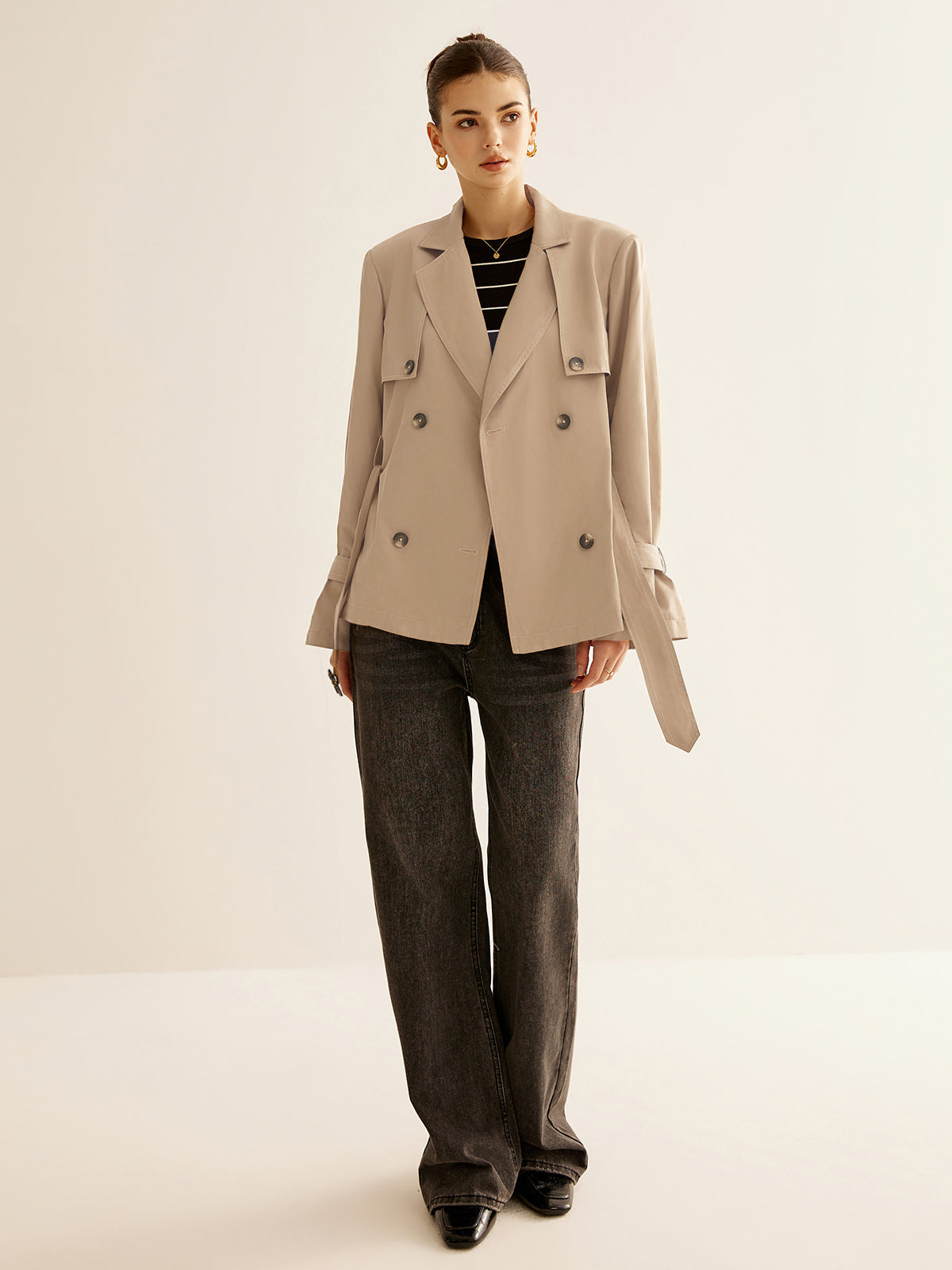 Raverya - Trenchcoat met Riem en Schoudervullingen